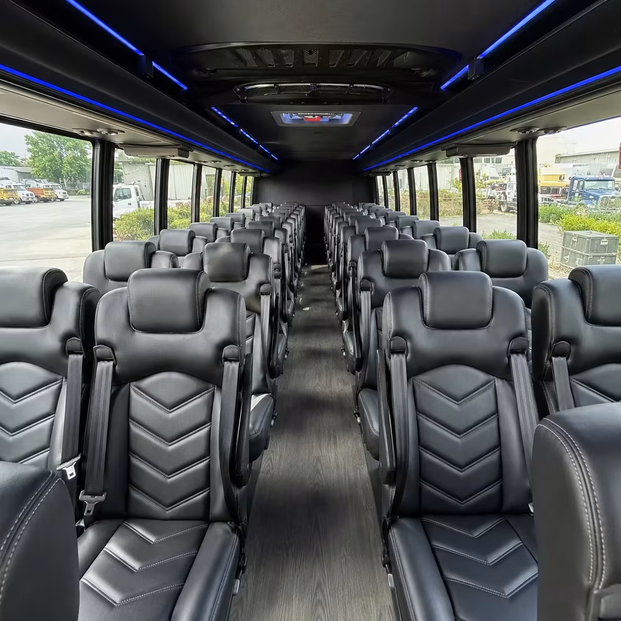 corporate ski trip minibuses from flagstaff to arizona snowbowl