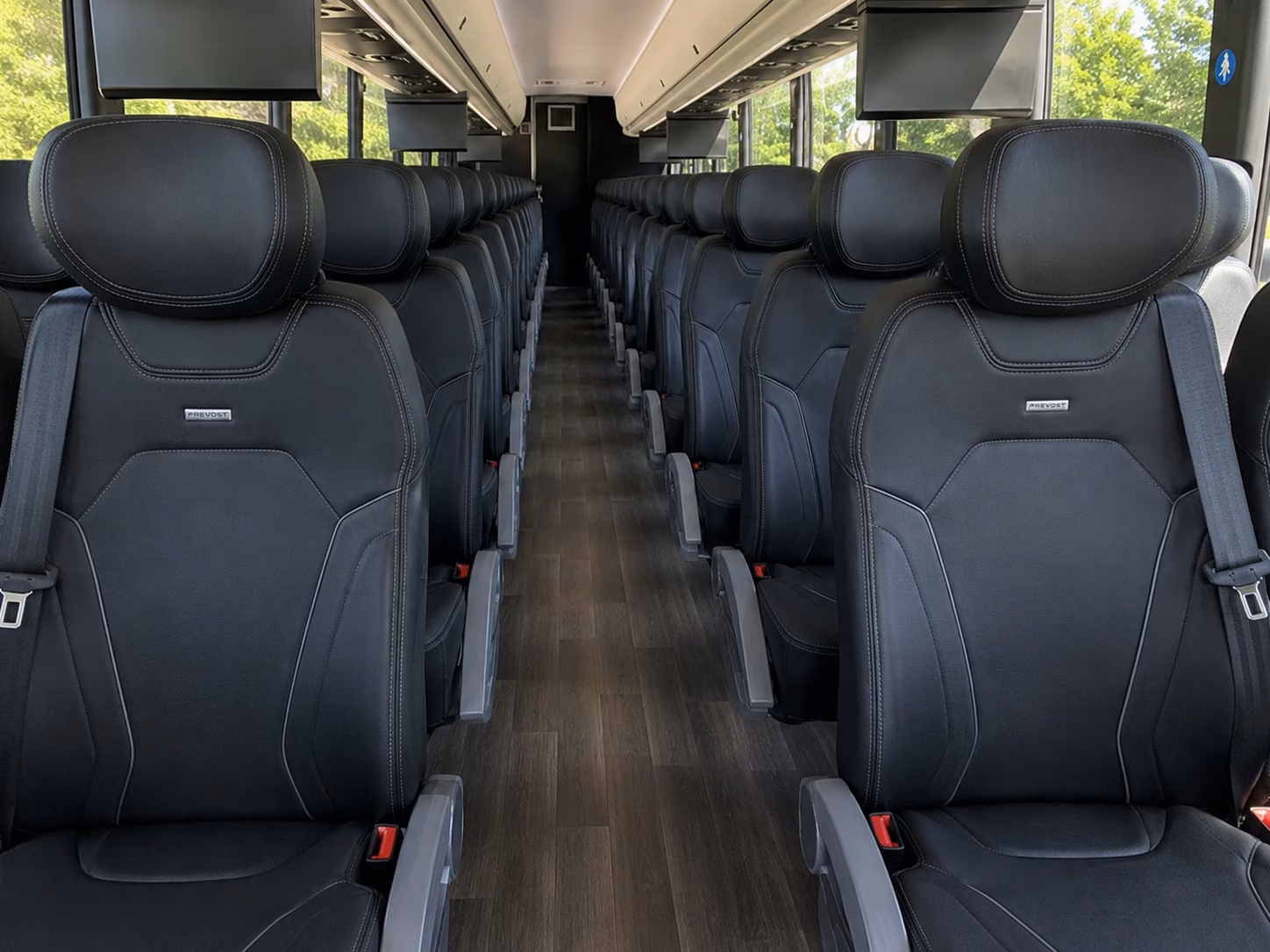 flagstaff hotel to wedding venue minibus rentals for guests