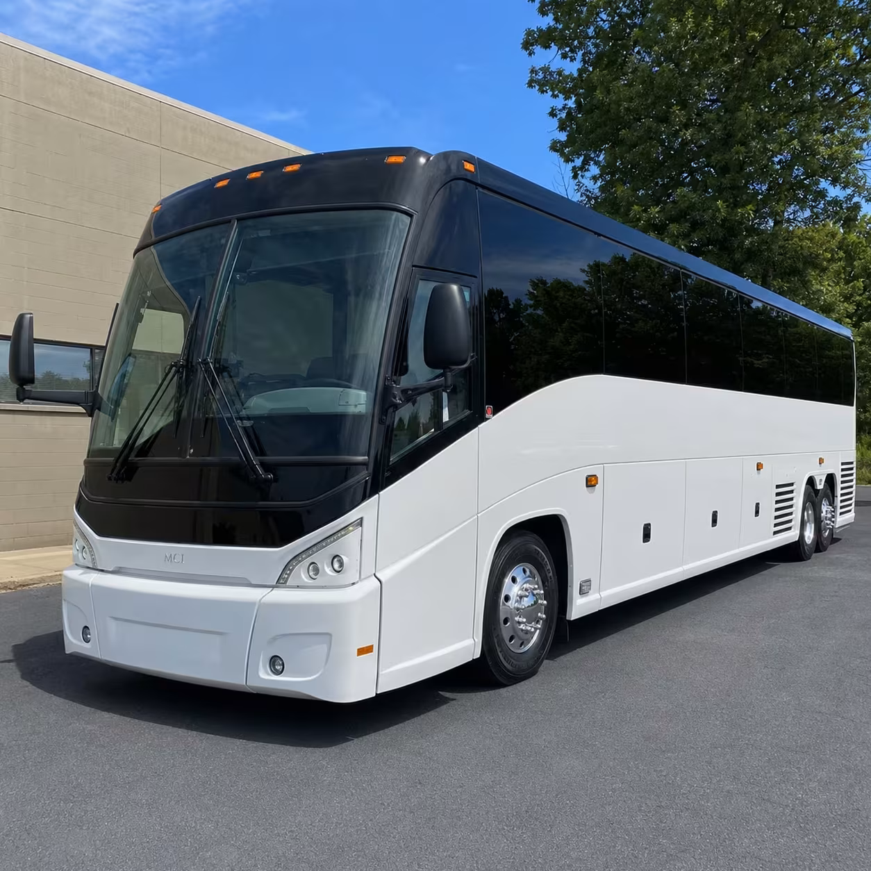 flagstaff shuttle buses for nau teams and corporate groups