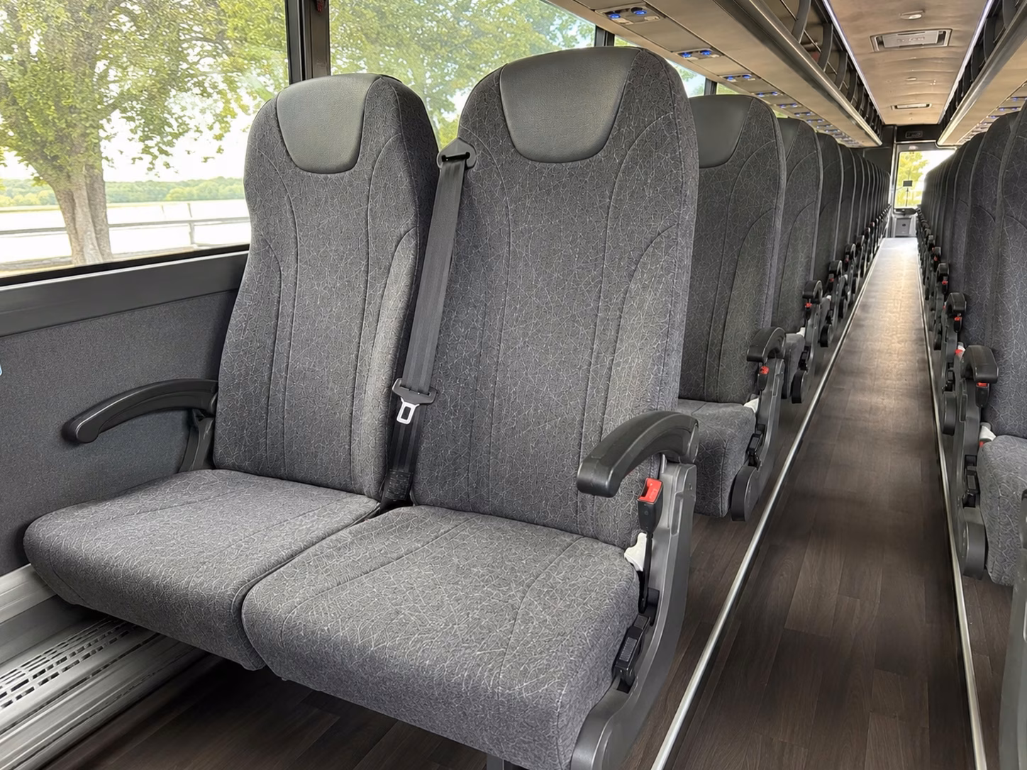 flagstaff to phoenix sky harbor charter bus rentals