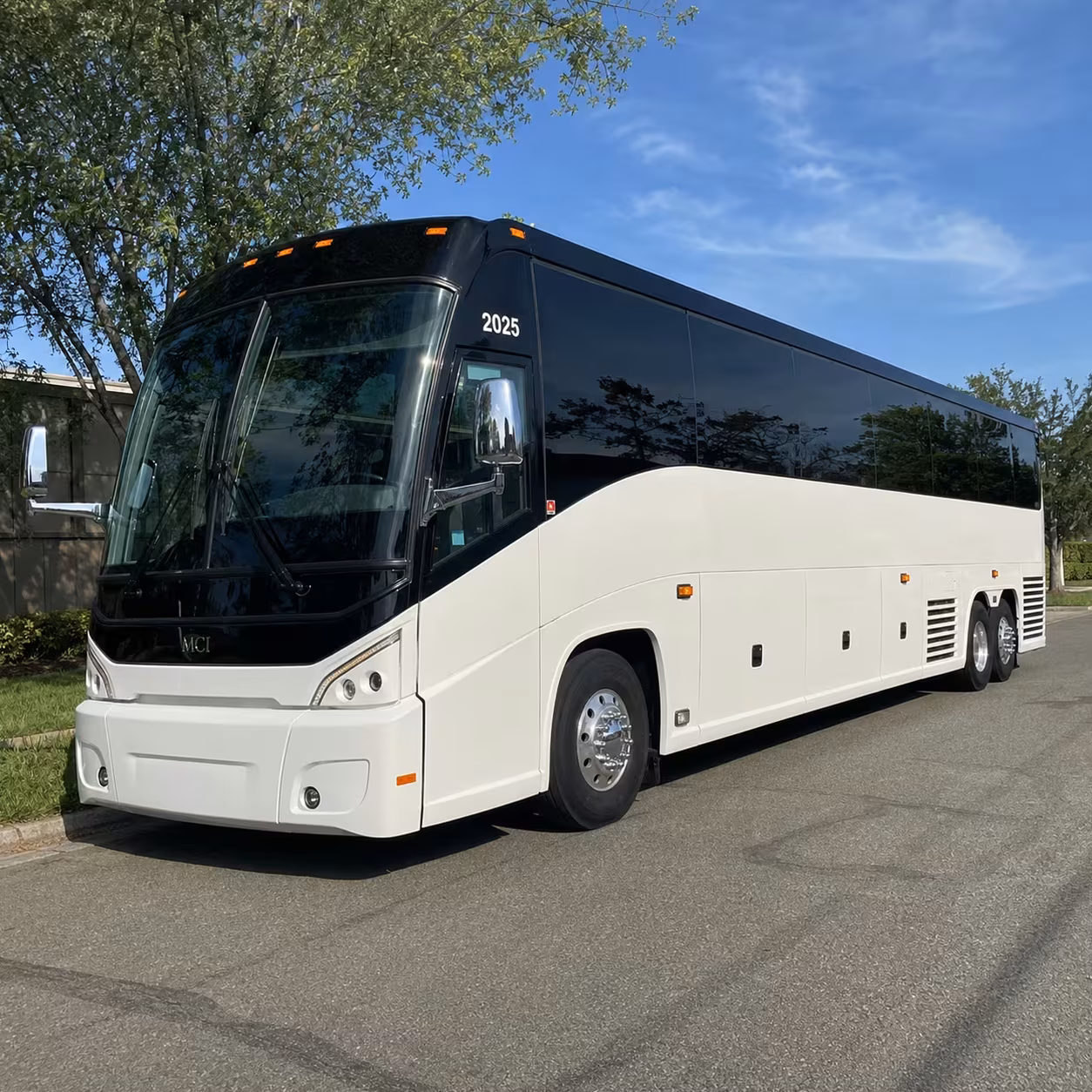 why flagstaff prom groups choose online charter bus rentals