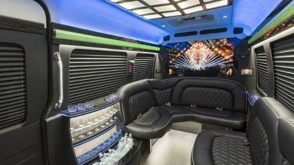 flagstaff sprinter limo rental rental